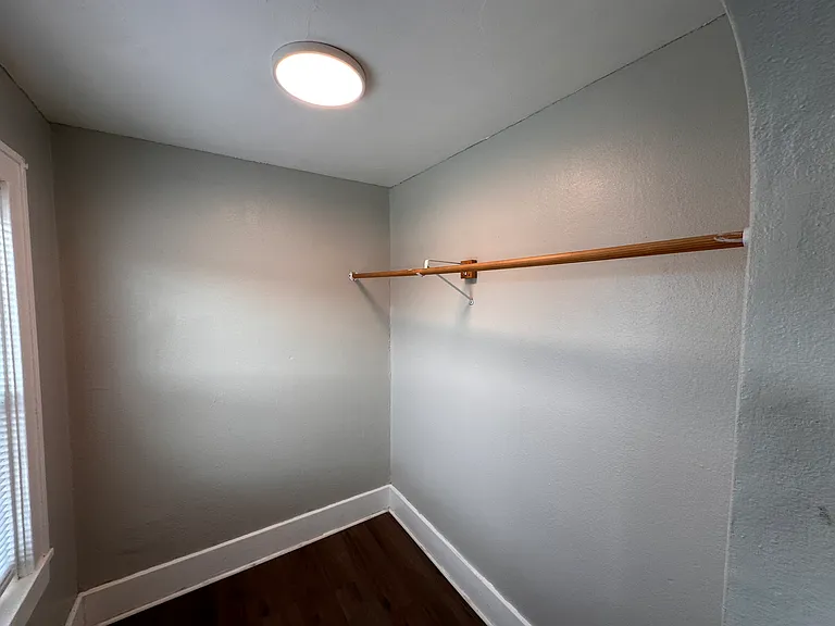 2164 Jackson St — Photo 19