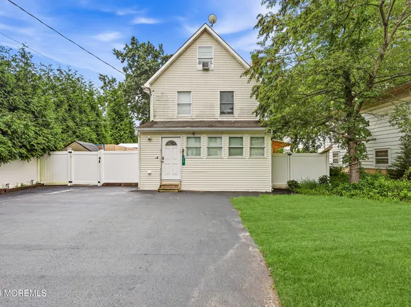 840 Woodland Drive, Lakewood, NJ 08701
