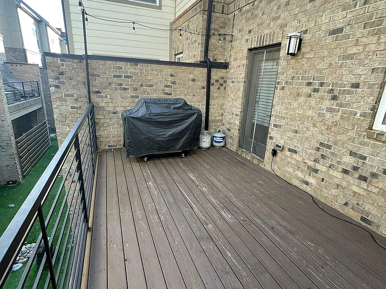 Deck off of 2nd Floor