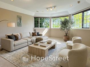 88 Ravine Dr #BASEMENT, Pt Moody, BC