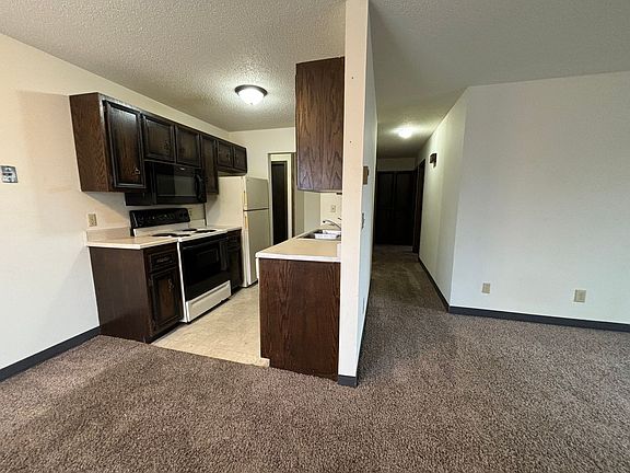 5th image of 3114 3rd St N APT 206