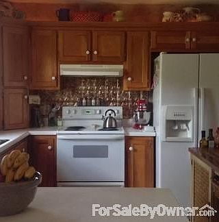 2nd image of 216 Amanda Dr