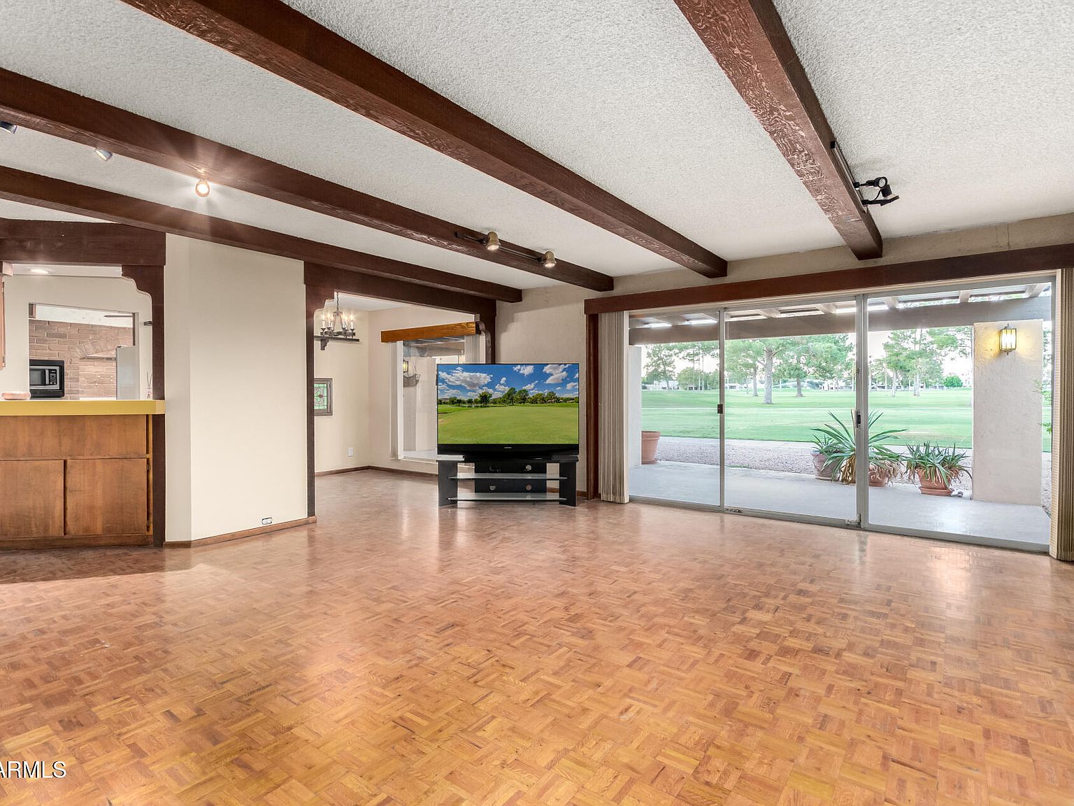 750 N Villa Nueva Dr