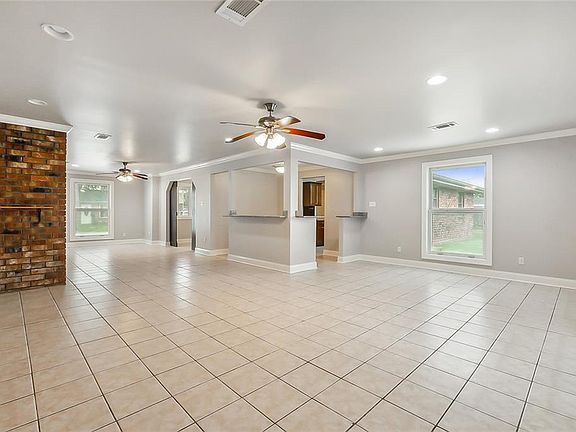 4th image of 2905 Campagna Dr