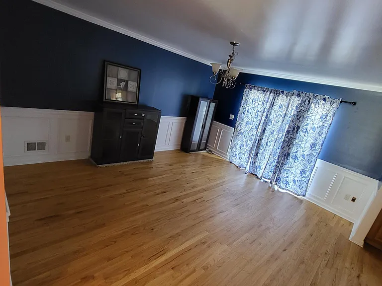 721 Drake Ave — Photo 6