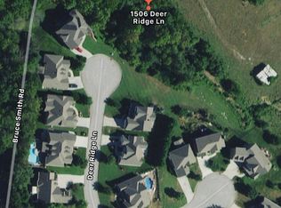 1506 Deer Ridge Ln, Knoxville, TN 37922