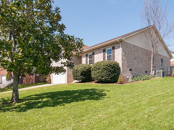 2nd image of 500 Fisher Ct