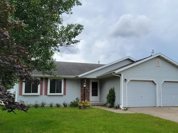 915 Lone Tree Ln, Prairie Du Sac, WI 53578