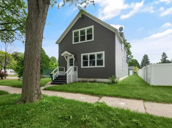1284 Elm St, Green Bay, WI 54302