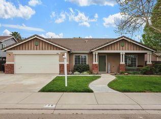 798 S Highland Ave, Ripon, CA 95366