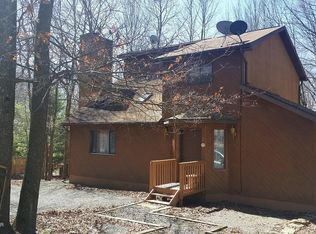 126 Maple Rd, Blakeslee, PA 18610