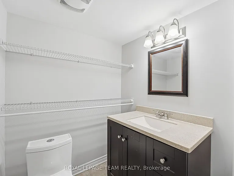 49 Crownhill St — Photo 26