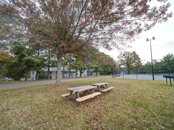 Falcon Pointe Apartments