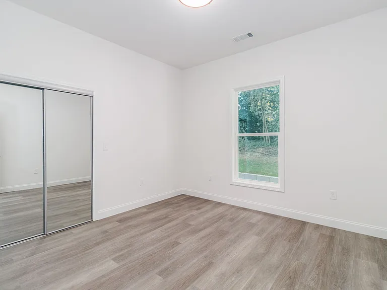 307 E Arch St — Photo 31