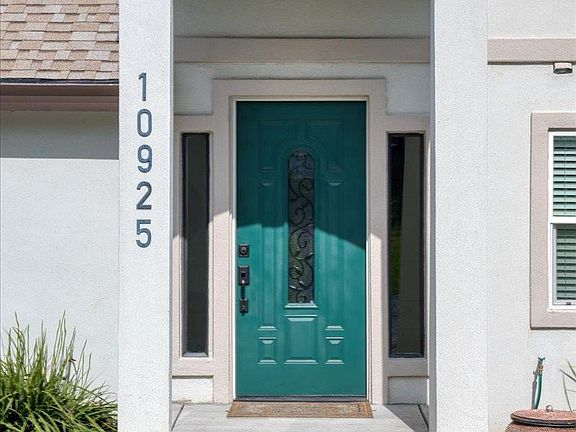 3rd image of 10925 Pickle Barrel Rd