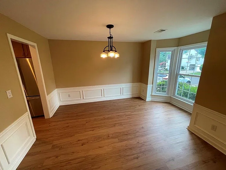 13580 Weycroft Cir — Photo 8