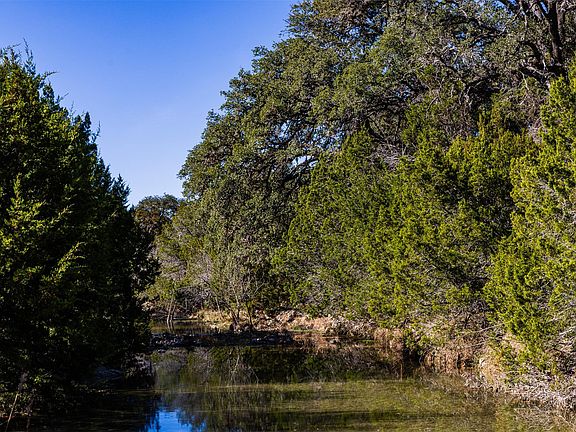 5th image of 641 Patterson Creek Rd