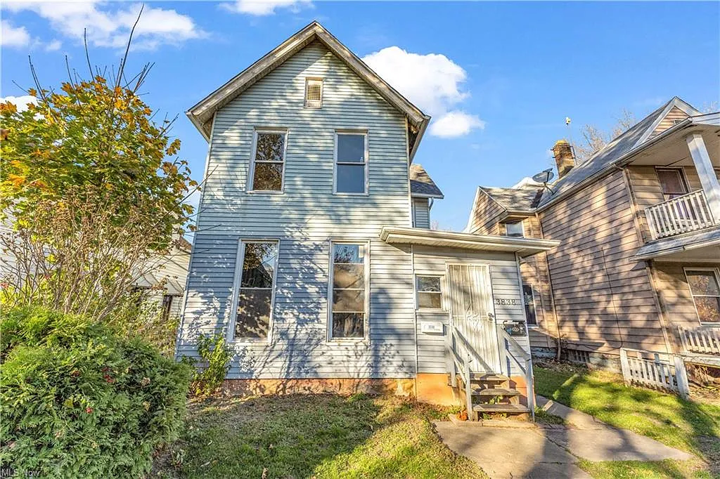 3838 Marvin Avenue Cleveland OH 44109 - Down — Photo 1