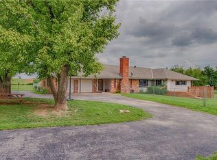 14136 SW 74th St, Mustang, OK 73064