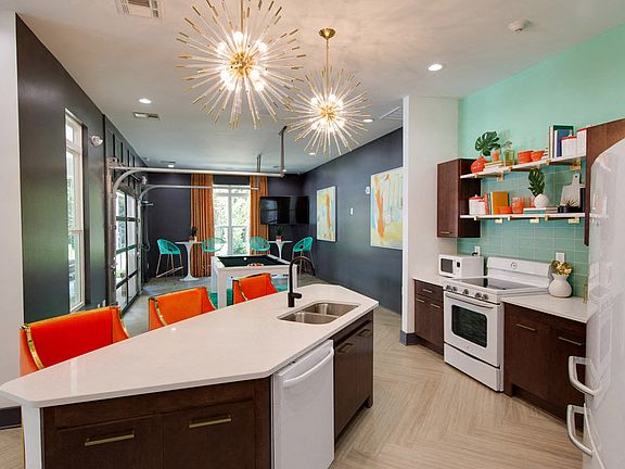 Clubhouse with Kitchen