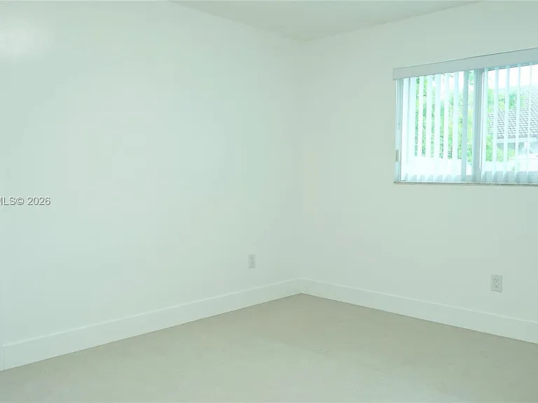 5661 W 21st Ave — Photo 18