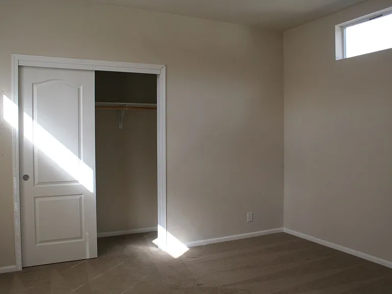 965 Forest Ln — Photo 8