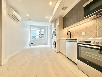 Rented by Doorway NYC, LLC