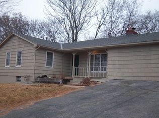 8251 N Broadway Ave, Kansas City, MO 64118