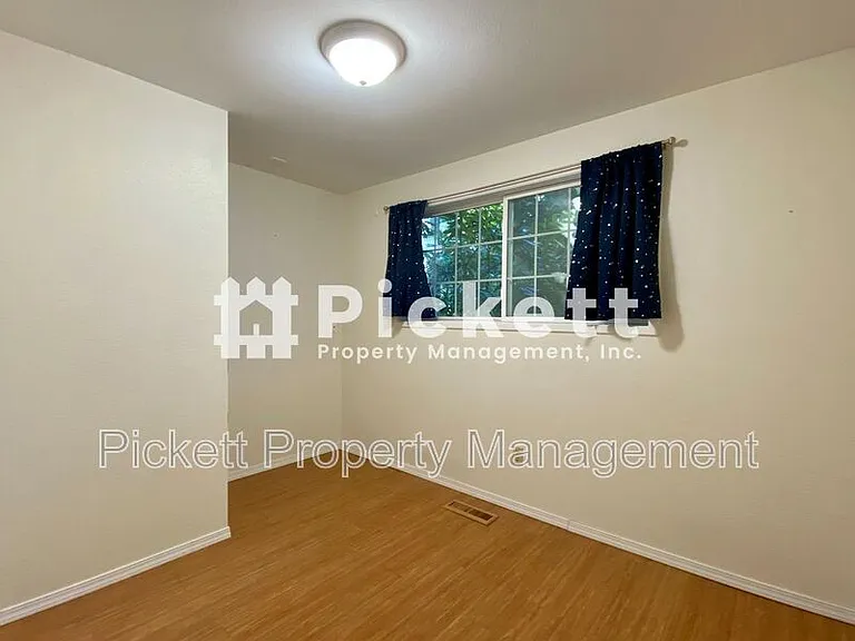 7293 Pheasant Cir NE — Photo 15