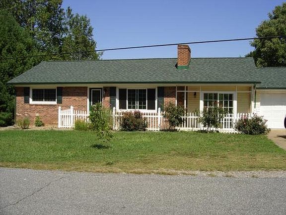 2nd image of 1238 Hidden Valley Dr
