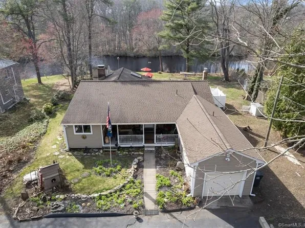 55 Harvard Terrace, Ledyard, CT 06335