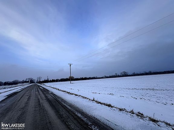 4th image of 1 Babcock Rd