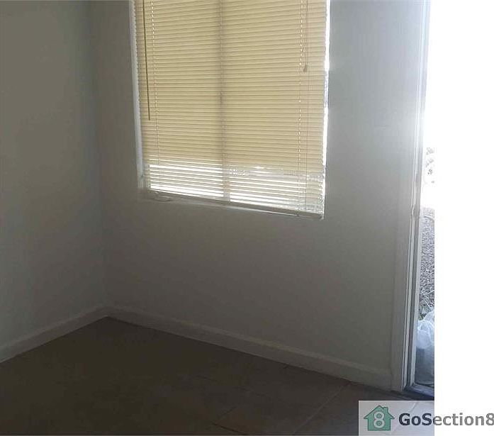 1st image of 1807 Santa Paula Dr APT 1