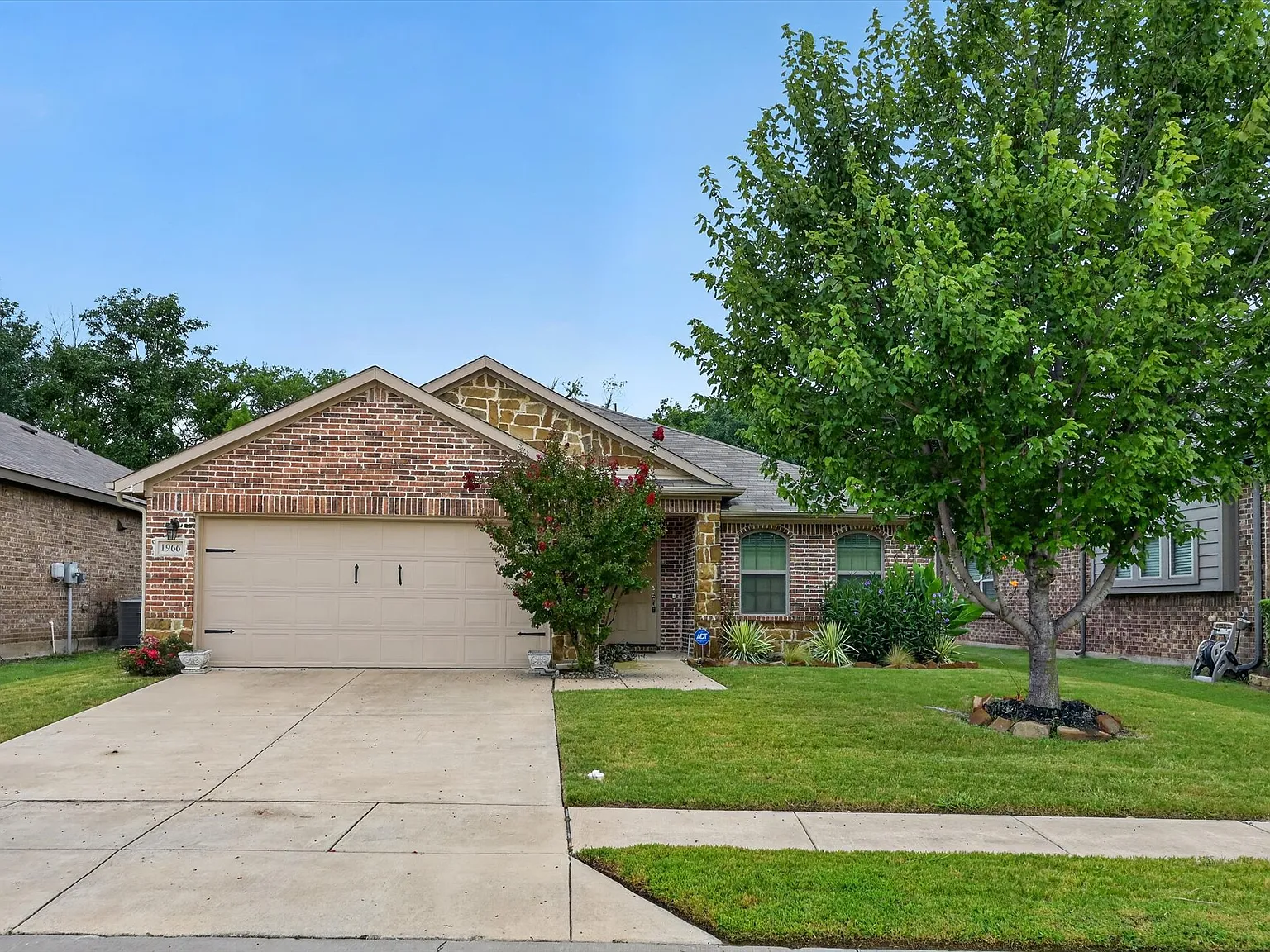 1966 De Berry Lane Princeton, TX 75407 - 1 — Photo 1