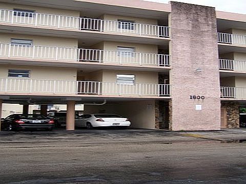 1st image of 1600 Tallwood Ave APT 204