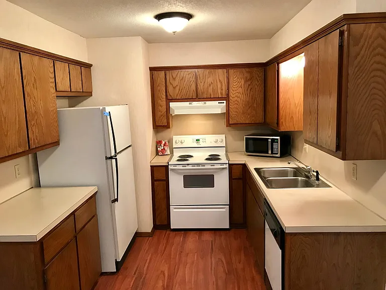 116 Vinita Dr — Photo 6