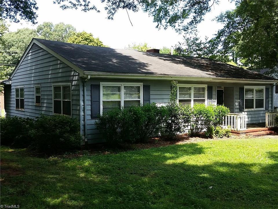 1st image of 810 W Westwood Ave