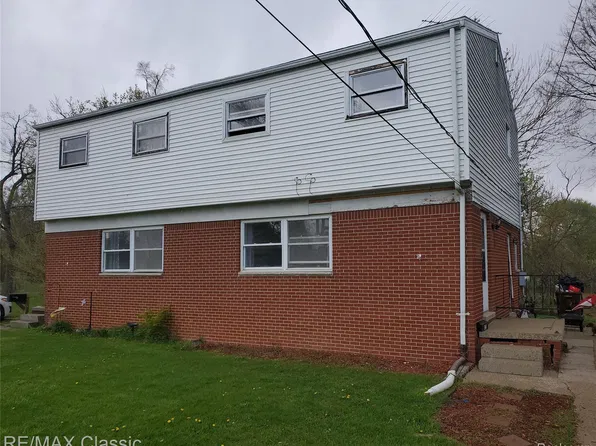 820 Waskin Dr, Tecumseh, MI 49286