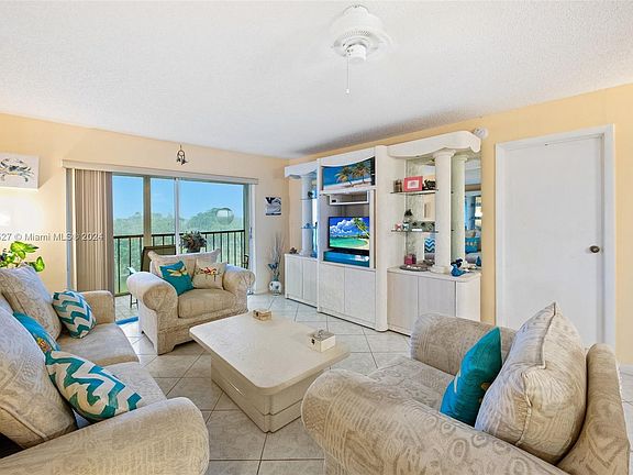3rd image of 5860 NW 44th St APT 606