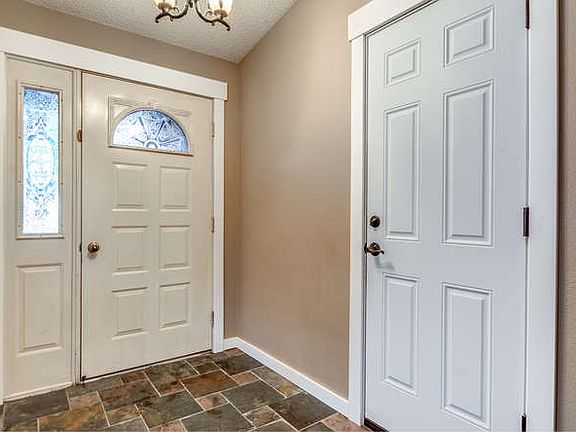 5th image of 8707 NE 28th Pl