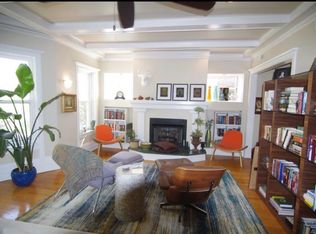 909 W Lakeside Pl APT 2, Chicago, IL 60640