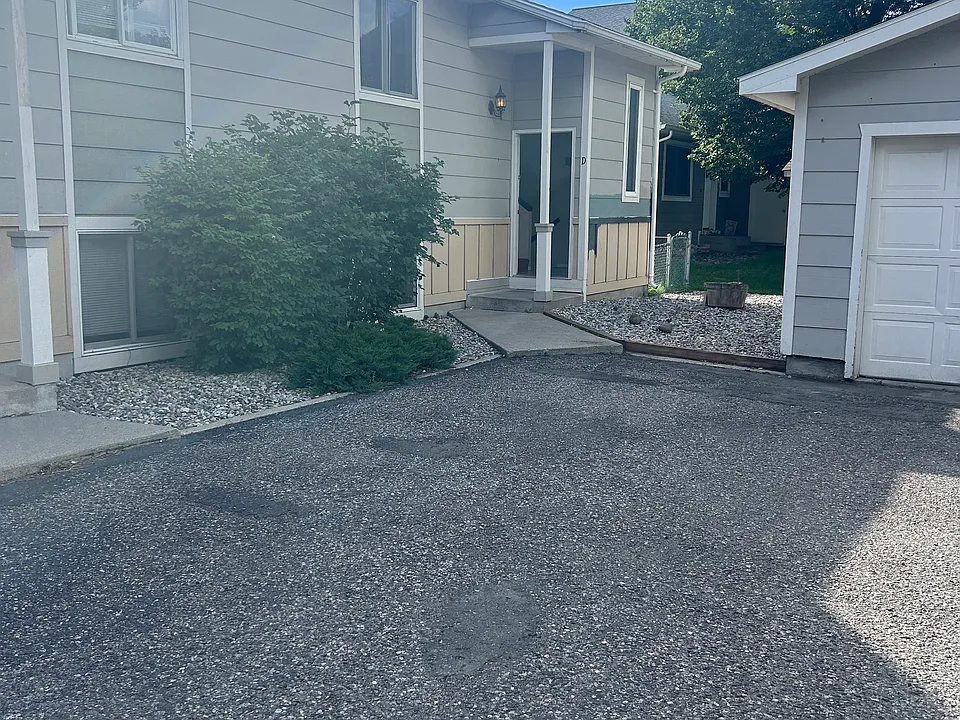 102 E Granite Ave #B
