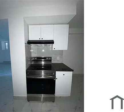 4 bed, $3,500 — Photo 3
