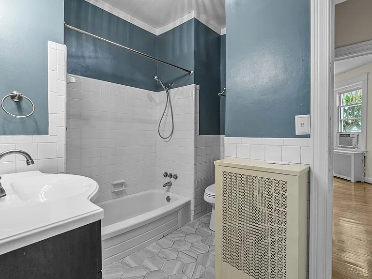 800 W Princess Anne Rd #B2 — Photo 14