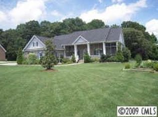 5111 Pond Bluff Dr, Monroe, NC 28112