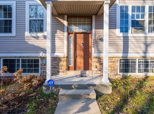 3466 Rivers Edge Dr, Saint Joseph, MI 49085