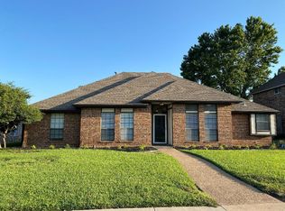 904 Green Brook Dr, Allen, TX 75002