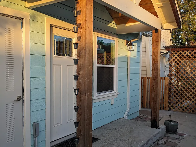 442 Harlan St — Photo 1