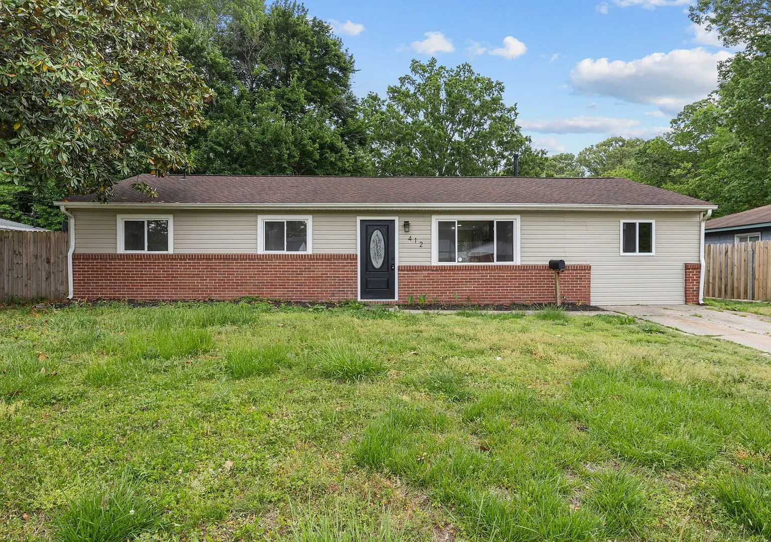 Charming 4BR Ranch in Prime Virginia Beach Location — Photo 1
