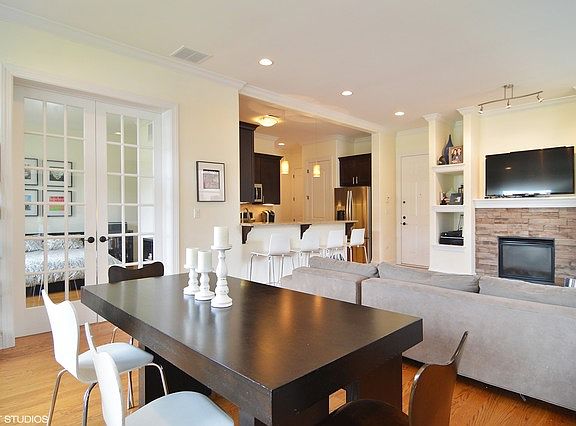 5th image of 2701 W Chicago Ave #2N